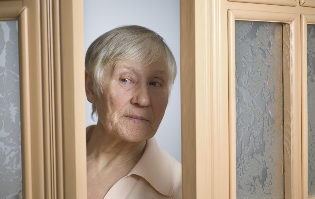 4 Warning Signs Your Elderly Relative May Be the Victim of Financial Abuse